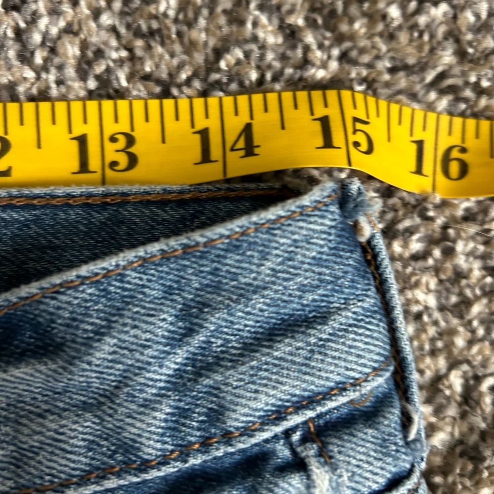 Aeropostale highly distressed low rise skater jeans size 2R - Picture 5 of 8